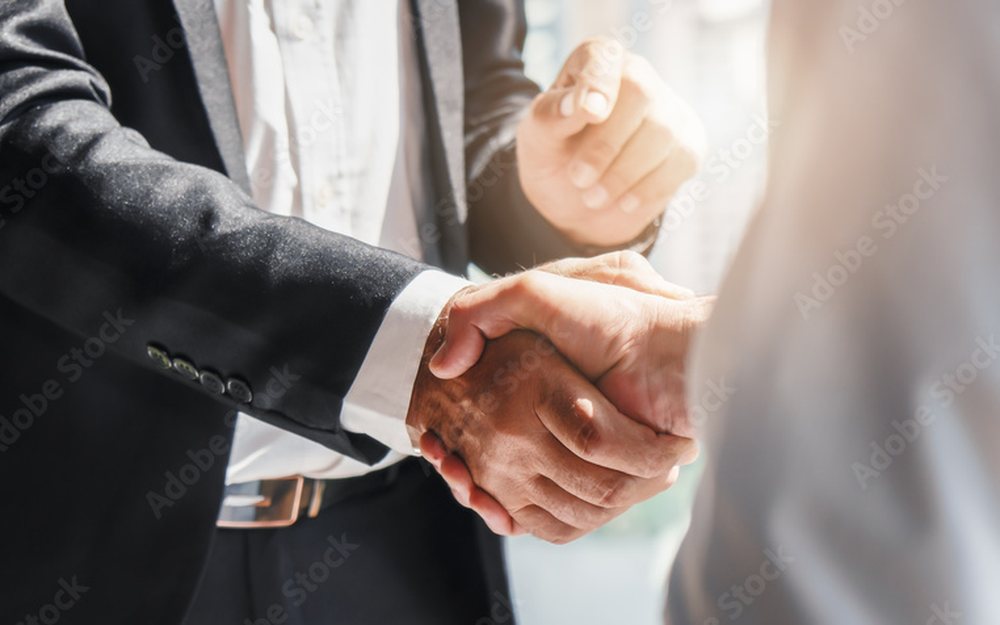 Handschlag nach einem Beratungsgespräch